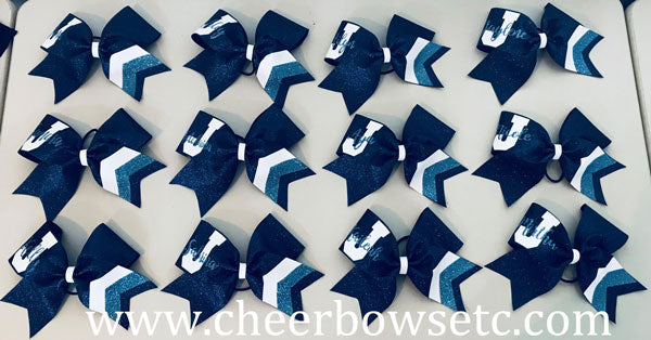 John Jay College of Criminal Justice cheerleading team bows 